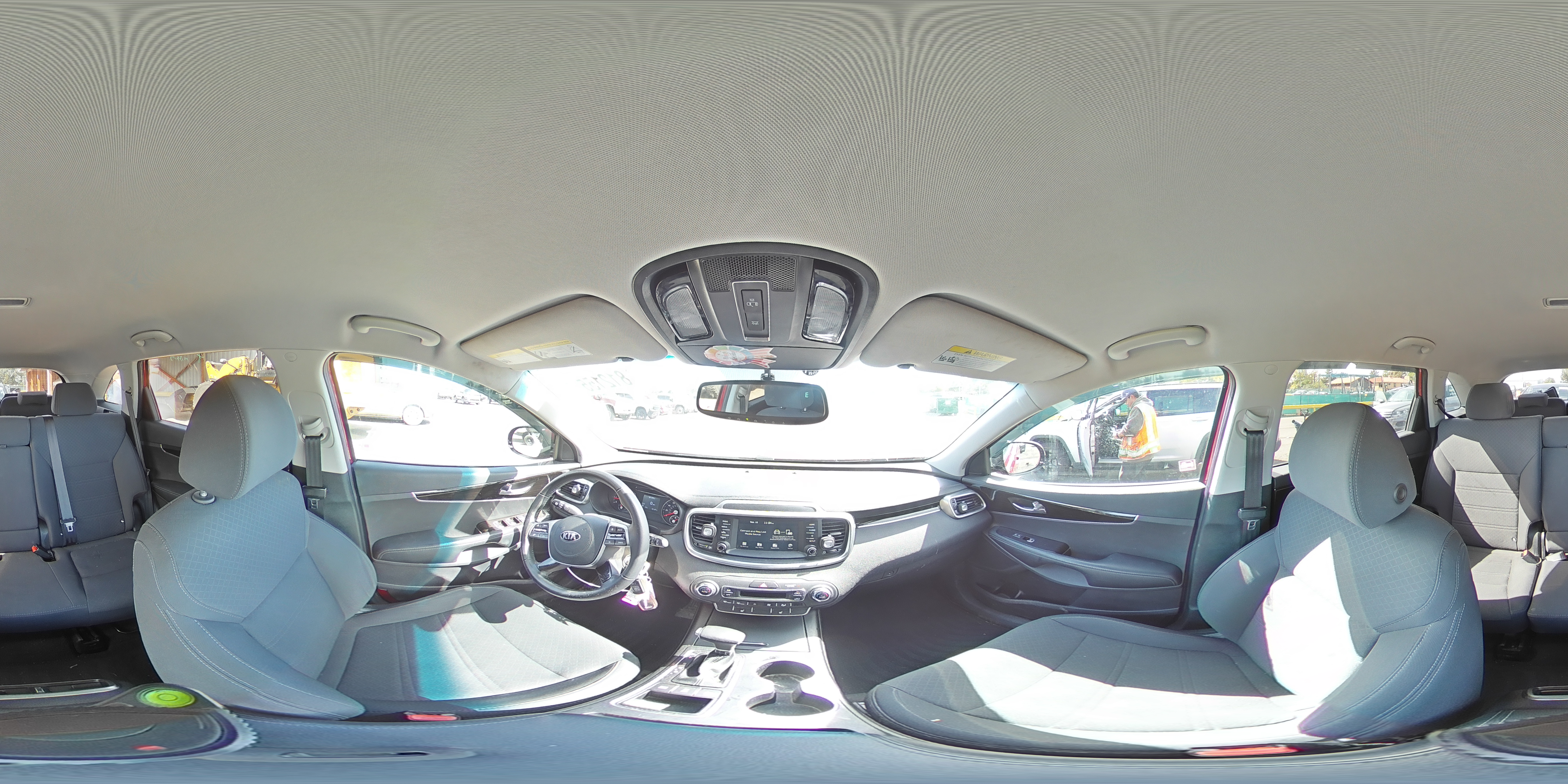 2020 Kia Sorento L VIN: 5XYPGDA39LG674804 Lot: 81215515