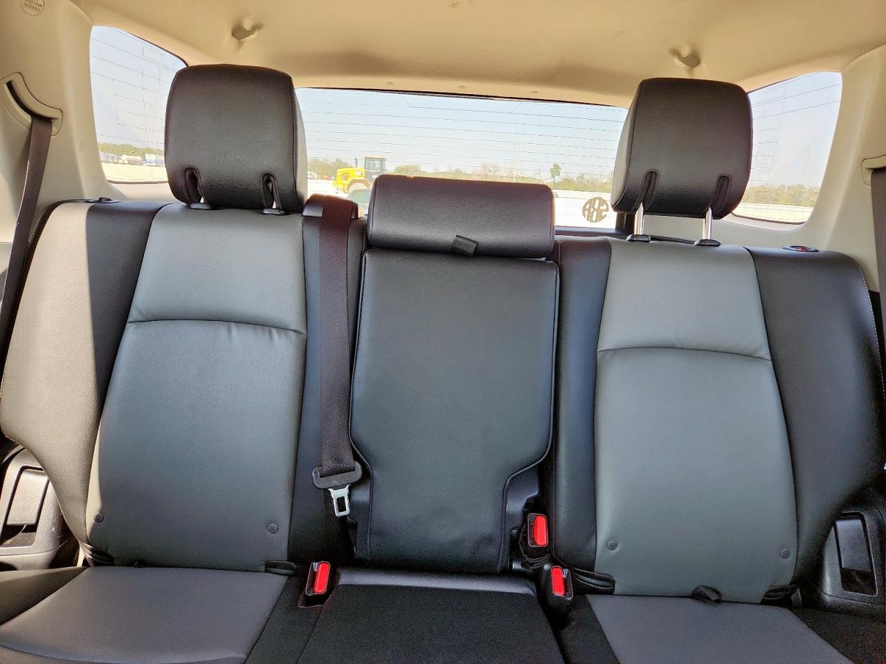 2021 Toyota 4Runner Sr5 VIN: JTEFU5JR3M5233254 Lot: 80286395