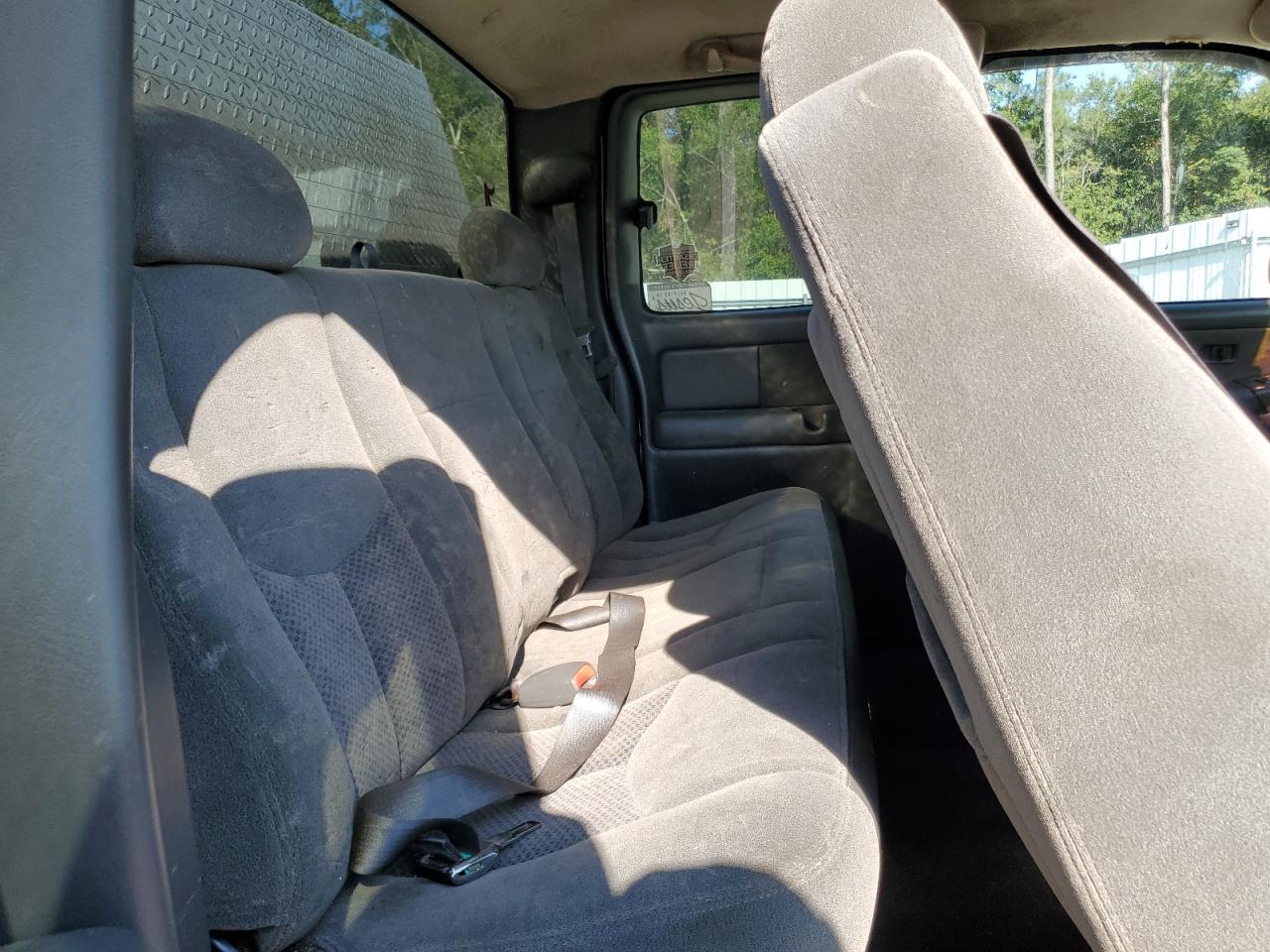 2003 Chevrolet Silverado C1500 VIN: 2GCEC19T031404828 Lot: 80673765