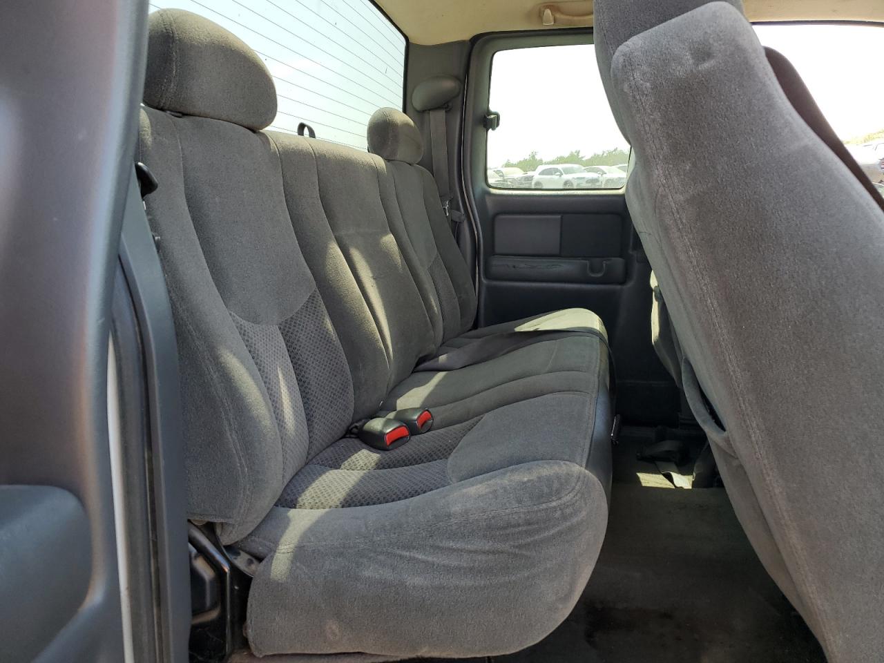 2003 Chevrolet Silverado C1500 VIN: 2GCEC19V031361240 Lot: 80653795