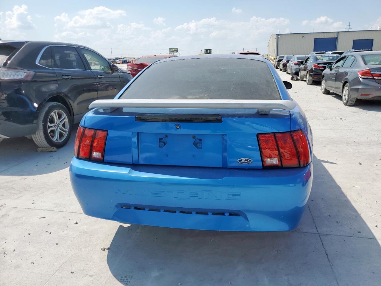 2000 Ford Mustang VIN: 1FAFP4040YF187836 Lot: 81183265