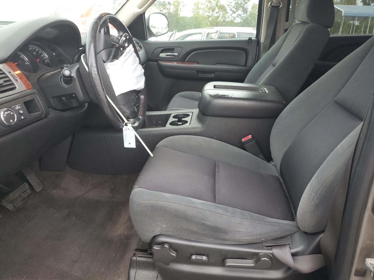 2009 Chevrolet Tahoe C1500 Lt VIN: 1GNEC23329R234087 Lot: 84183855