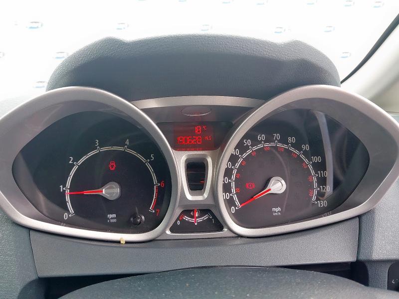 2010 FORD FIESTA TITANIUM 95 