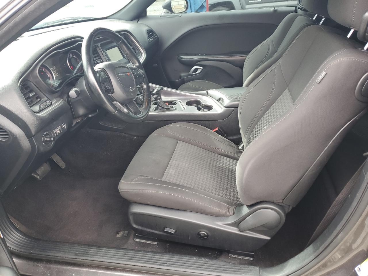 2017 Dodge Challenger R/T VIN: 2C3CDZBT6HH658057 Lot: 84704045