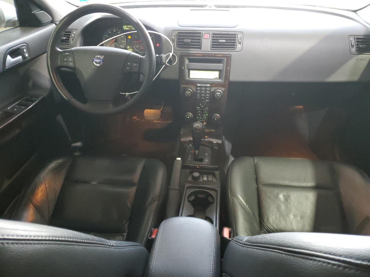 2006 Volvo S40 2.4I VIN: YV1MS390762212837 Lot: 81363095