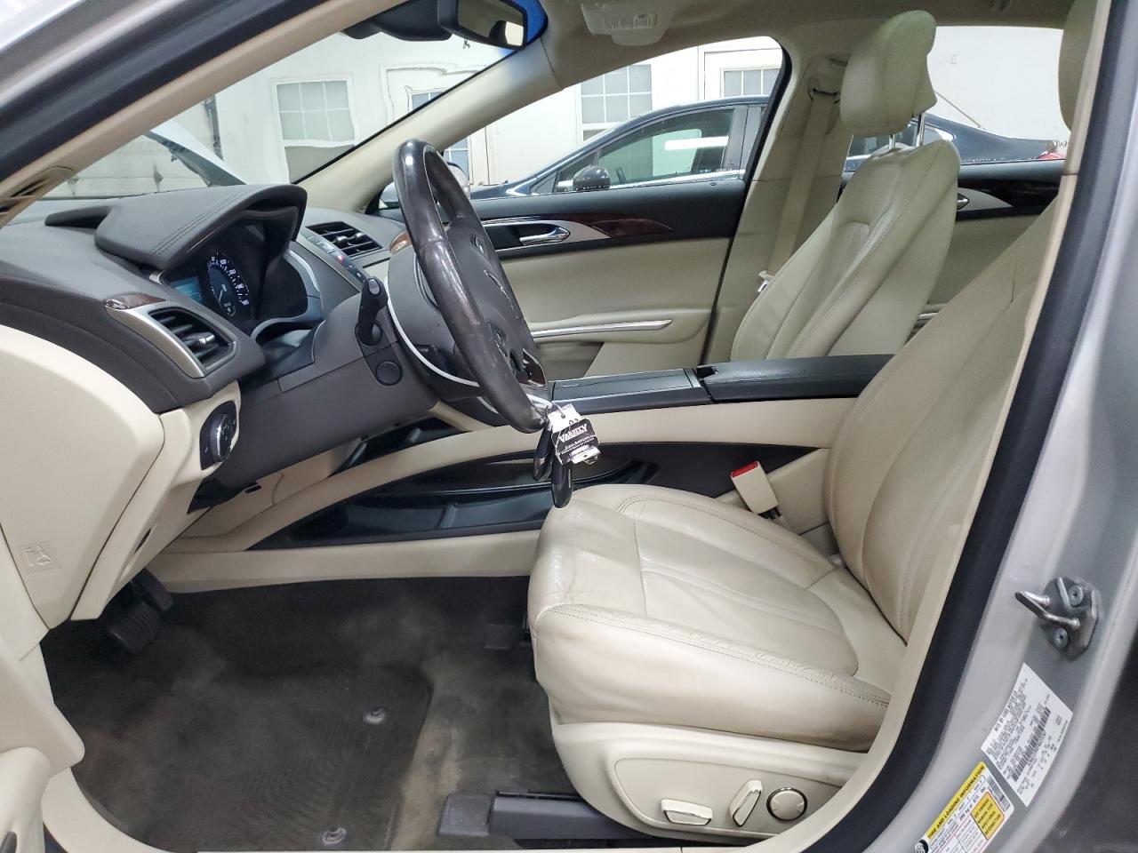 2015 Lincoln Mkz VIN: 3LN6L2J9XFR623267 Lot: 84400935