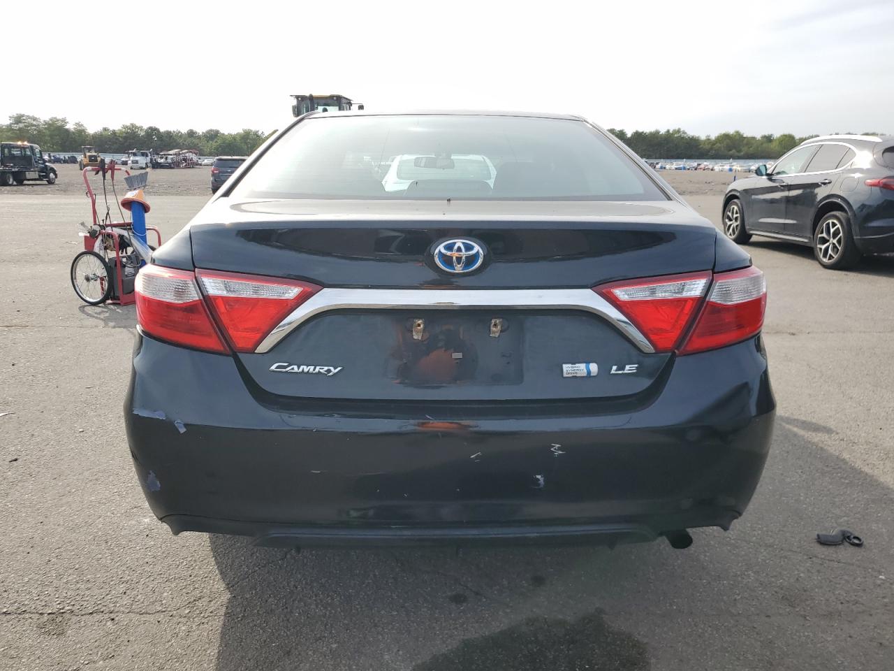 2015 Toyota Camry Hybrid VIN: 4T1BD1FK4FU173884 Lot: 81941545