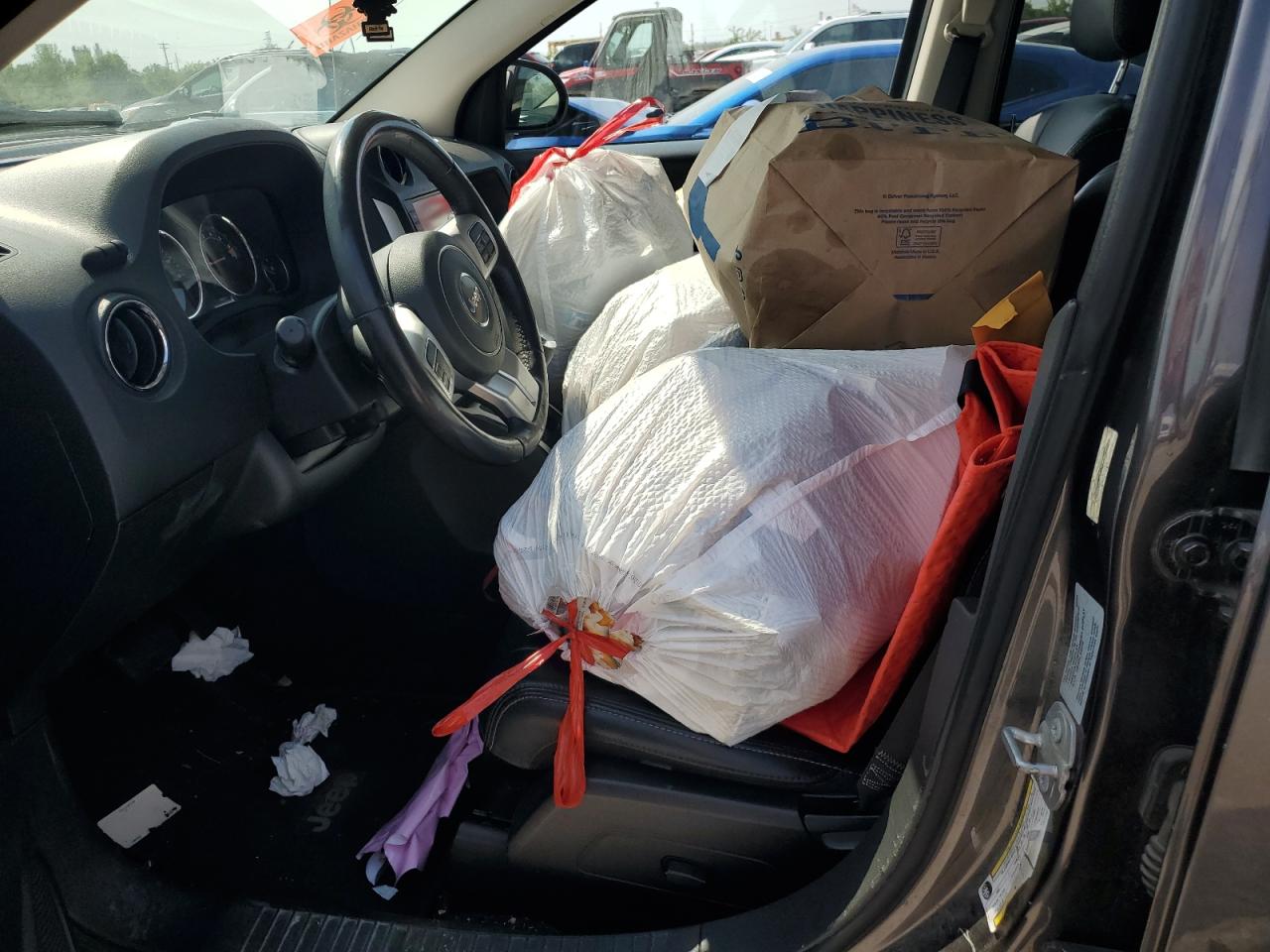 2017 Jeep Compass Latitude VIN: 1C4NJDEB3HD111196 Lot: 72020075