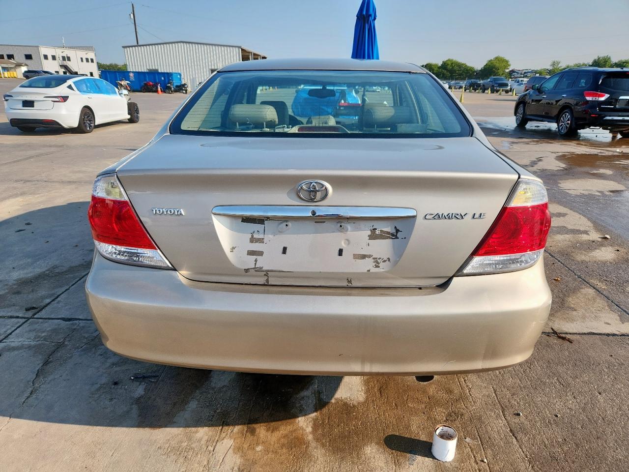 2005 Toyota Camry Le VIN: 4T1BF32K25U611330 Lot: 72001735