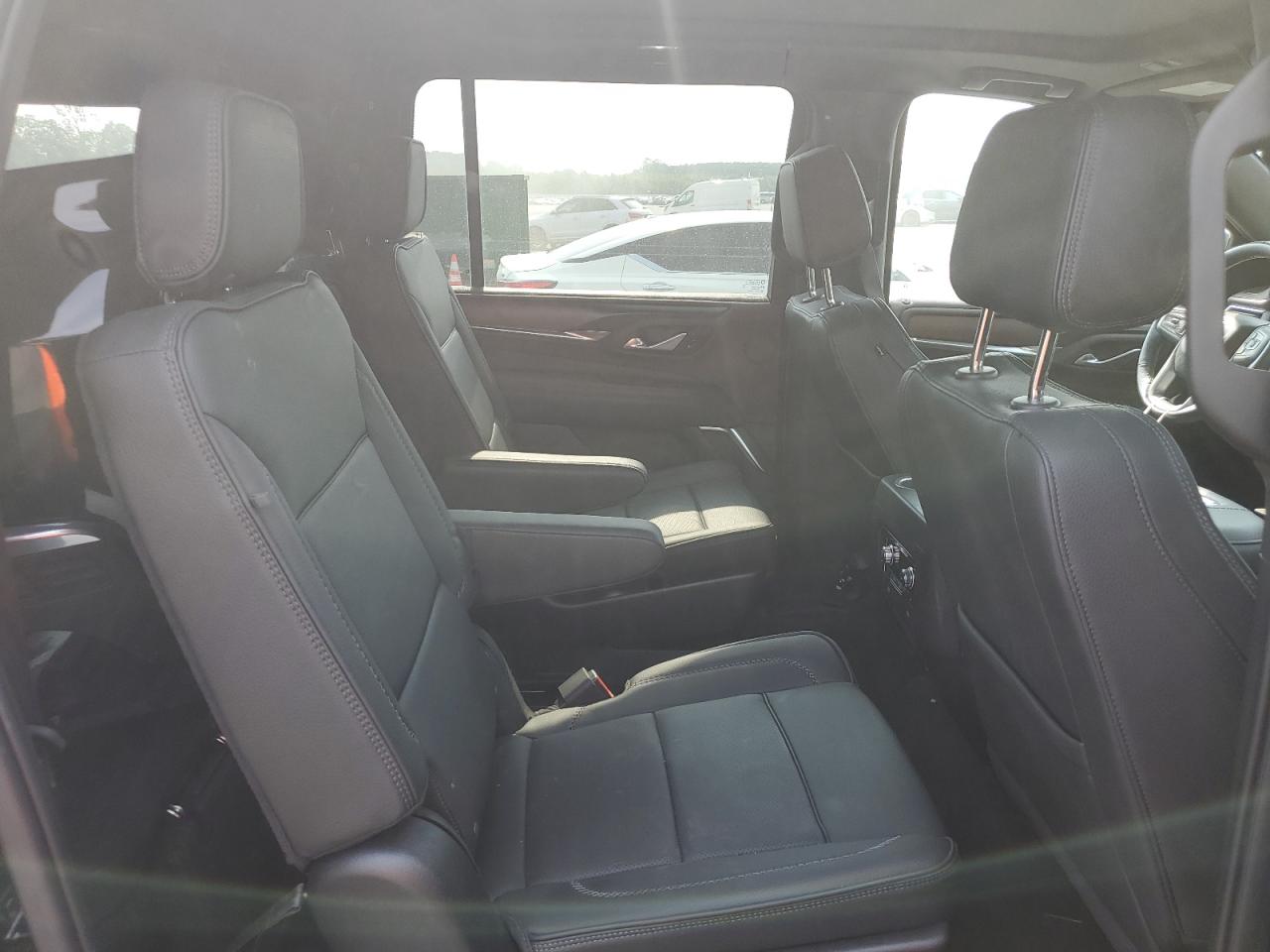2022 GMC Yukon Xl Denali VIN: 1GKS2JKL5NR222136 Lot: 71521645