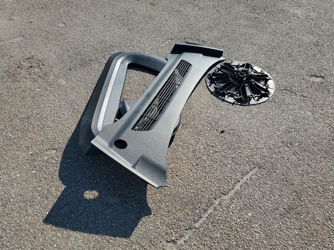 2025 Tesla Model Y VIN: 7SAYGDEE5SF288468 Lot: 80019675