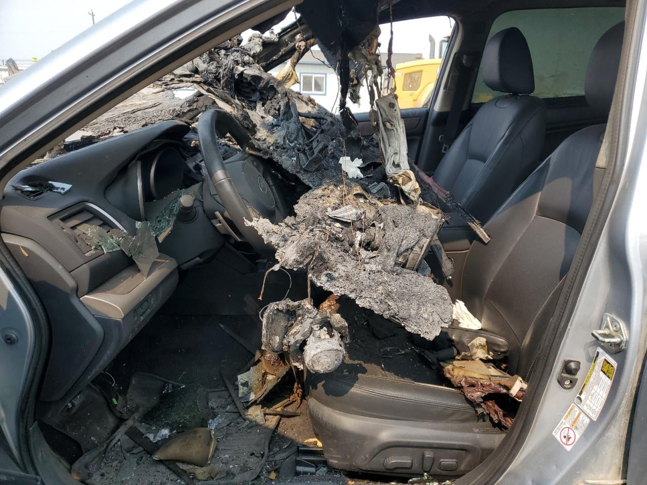 2016 Subaru Outback 3.6R Limited VIN: 4S4BSEJC6G3258553 Lot: 71720365