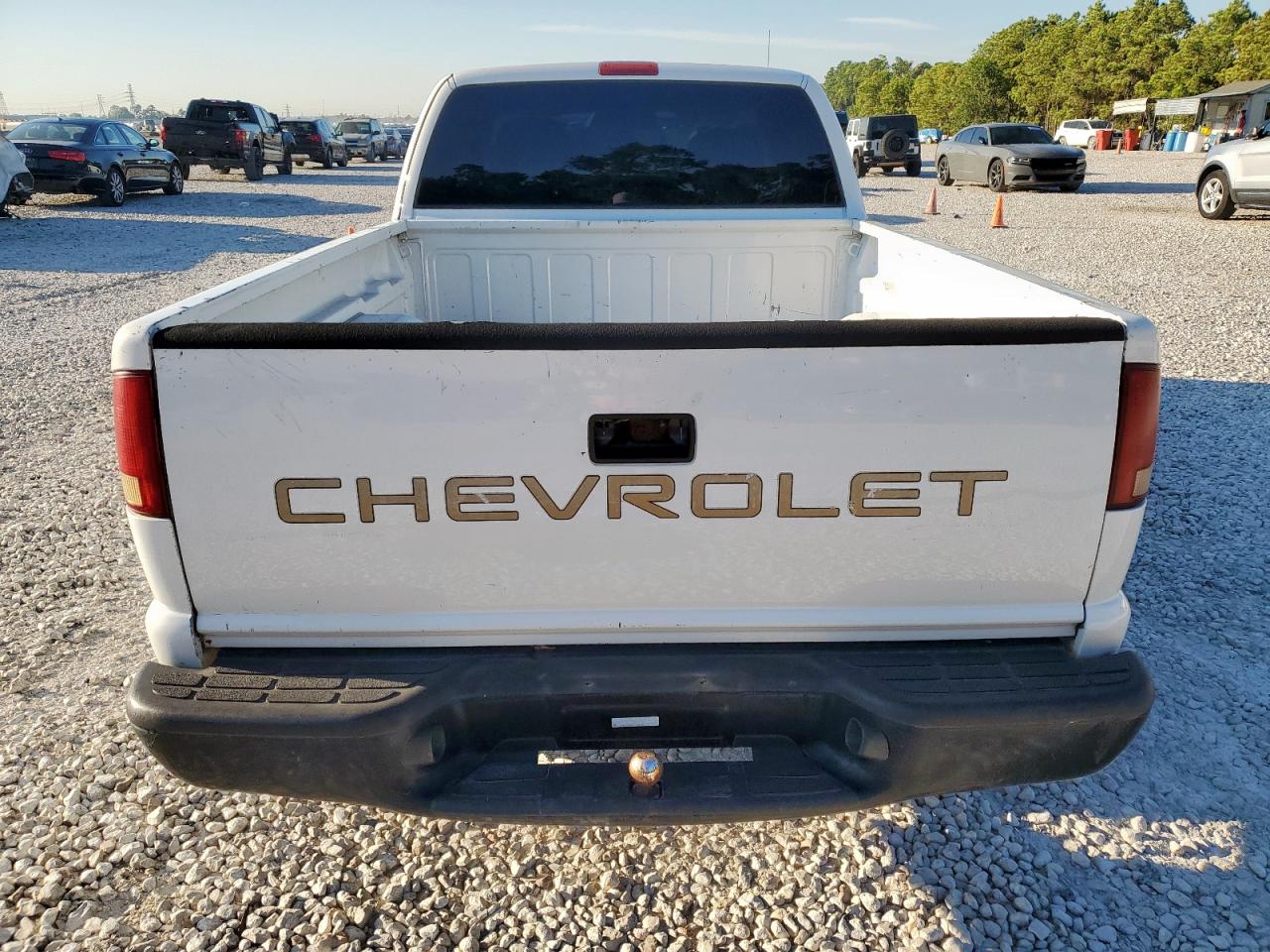 2000 Chevrolet S Truck S10 VIN: 1GCCS1947Y8128316 Lot: 84252245