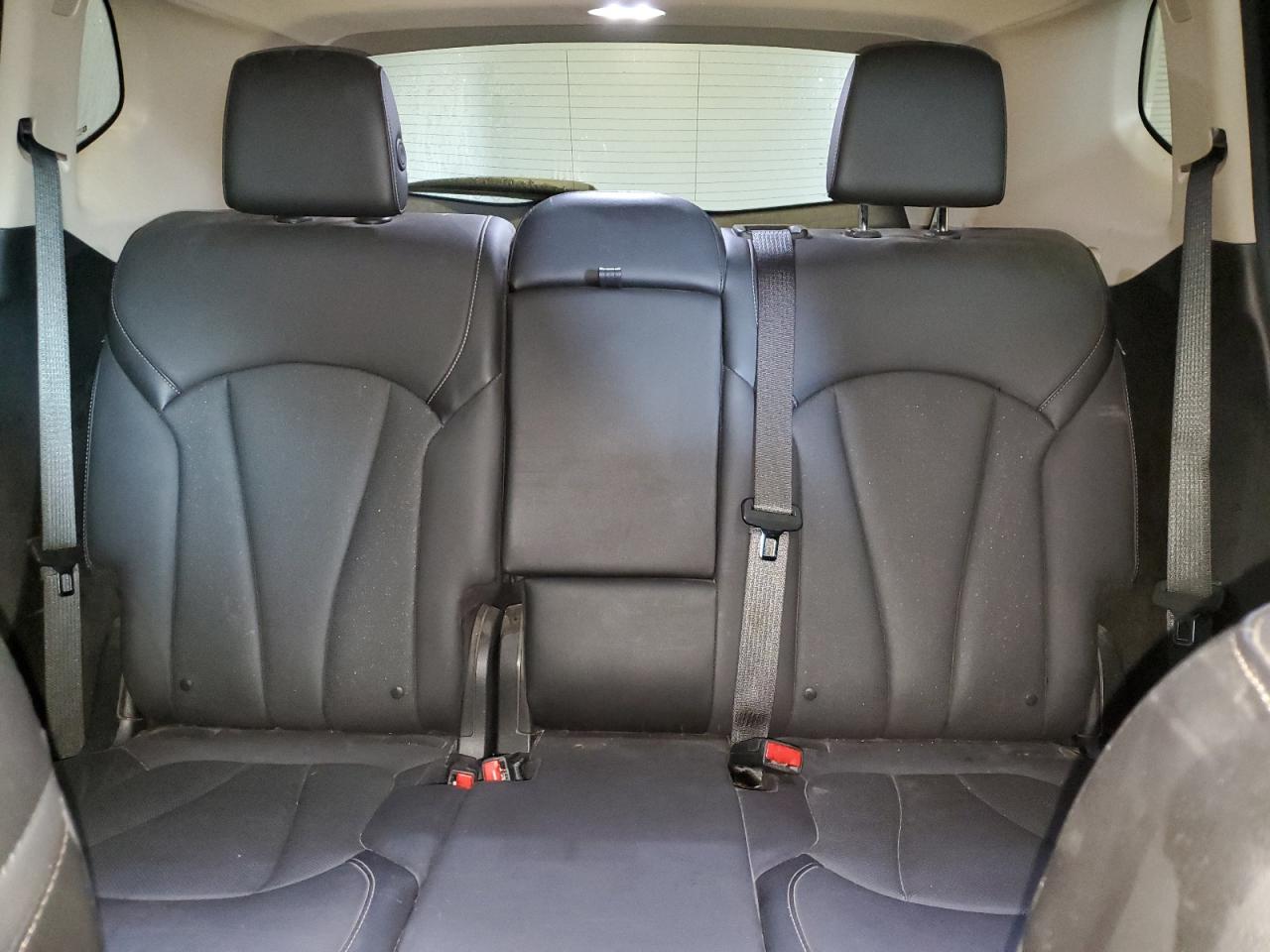 2017 Buick Envision Essence VIN: LRBFXDSA1HD199341 Lot: 83950425