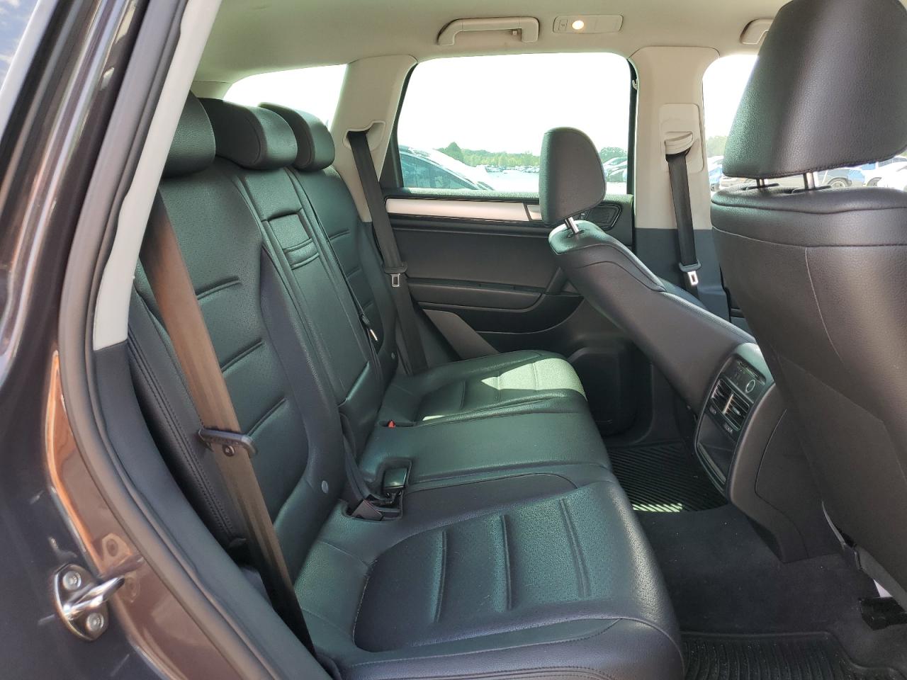 2012 Volkswagen Touareg V6 Tdi VIN: WVGFK9BP8CD005071 Lot: 84914015