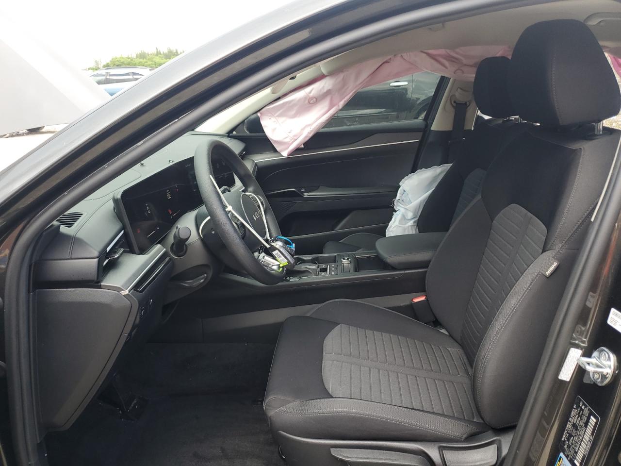 2025 Kia K5 Lxs VIN: KNAG24J73S5294413 Lot: 81575955