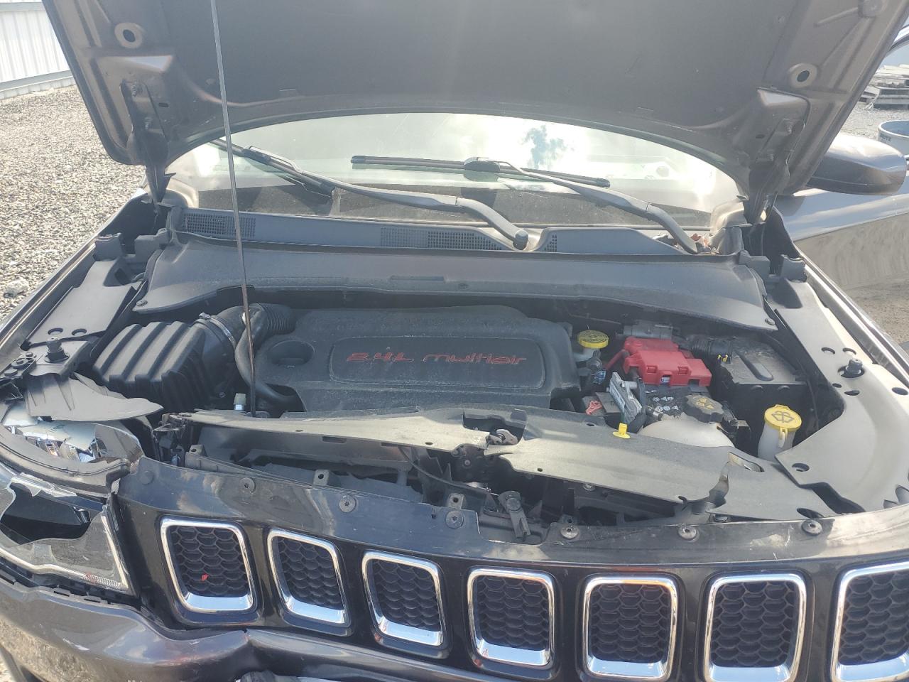 2020 Jeep Compass Latitude VIN: 3C4NJCBB3LT102368 Lot: 84216335