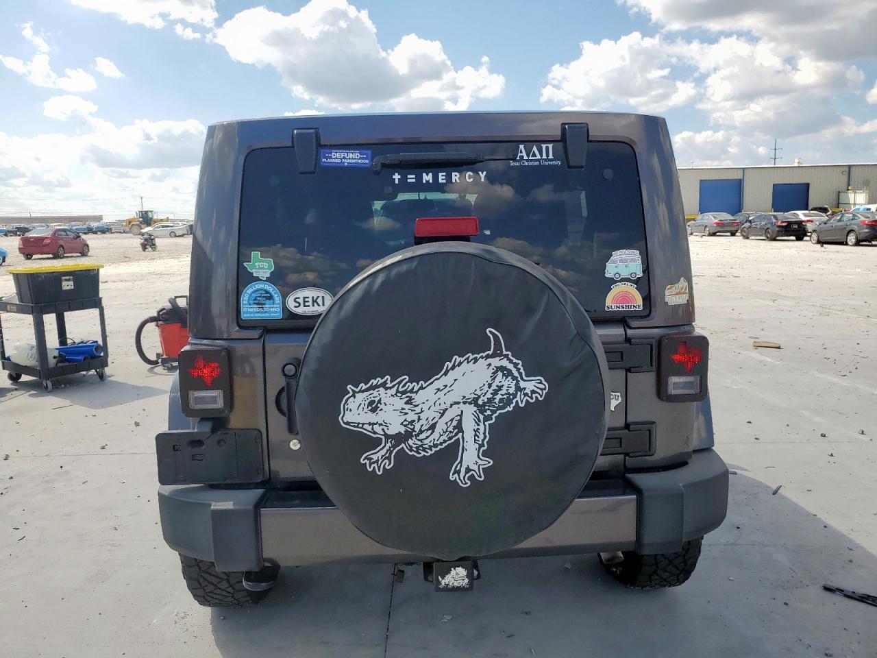 2017 Jeep Wrangler Unlimited Sahara VIN: 1C4HJWEGXHL578271 Lot: 84057075