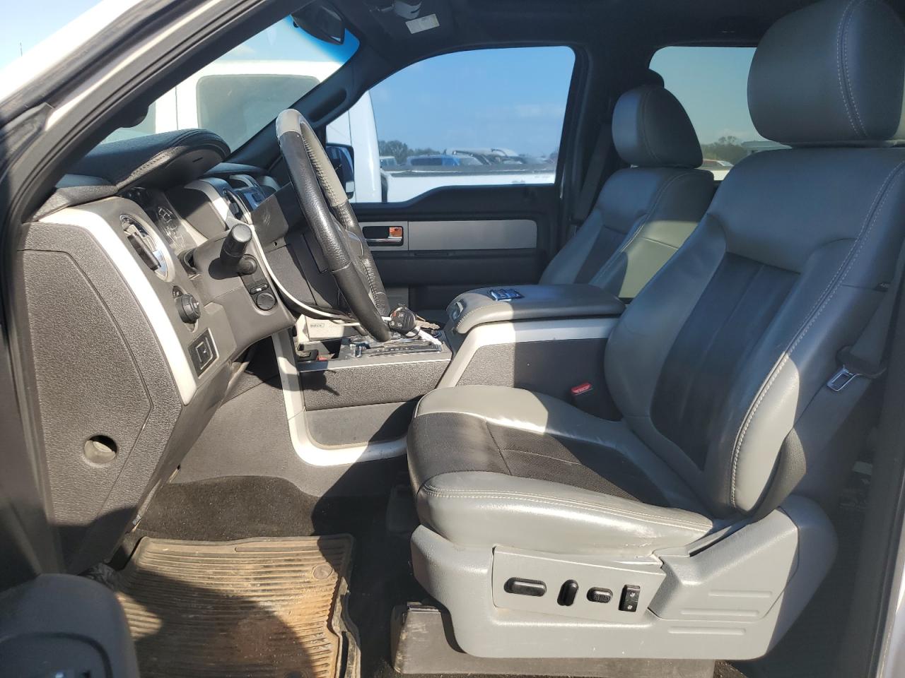 2011 Ford F150 Supercrew VIN: 1FTFW1E62BFA97147 Lot: 83756635