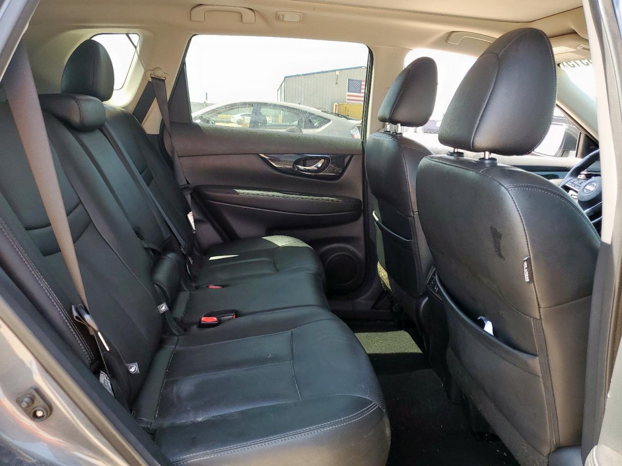 2019 Nissan Rogue S VIN: 5N1AT2MT2KC792127 Lot: 71598515