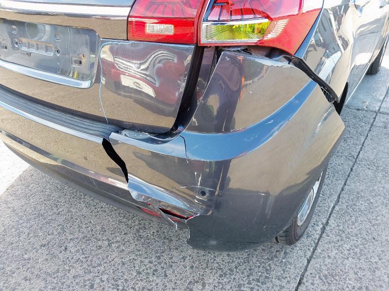 2017 KIA VENGA 4 AUTO 