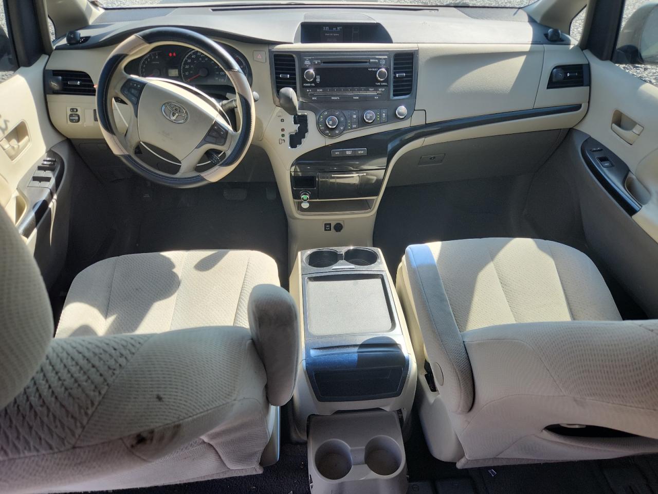 2011 Toyota Sienna Le VIN: 5TDKK3DC9BS050162 Lot: 81277995