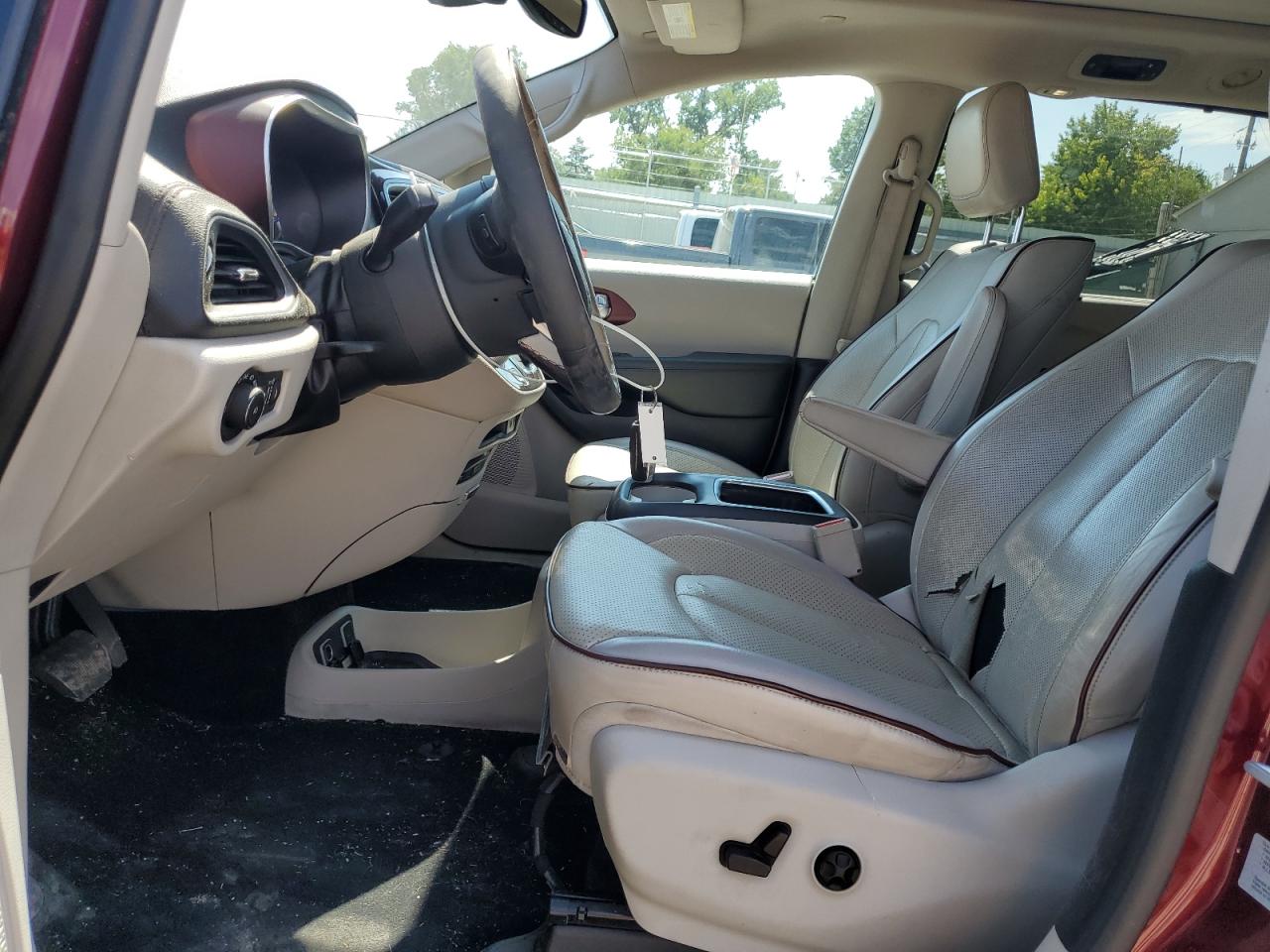 2017 Chrysler Pacifica Limited VIN: 2C4RC1GG8HR643270 Lot: 80824515