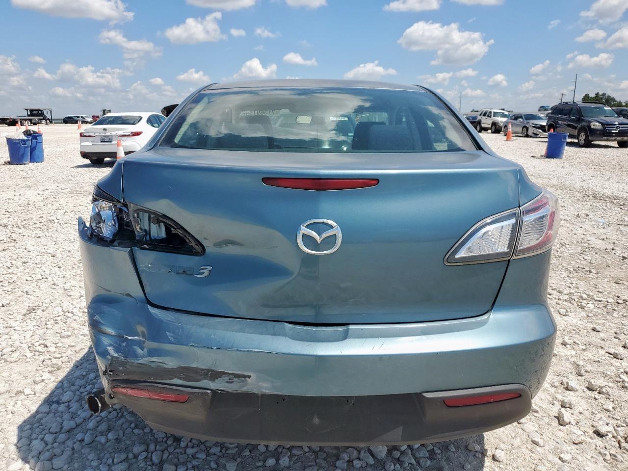 2011 Mazda 3 I VIN: JM1BL1VF0B1472912 Lot: 71369155