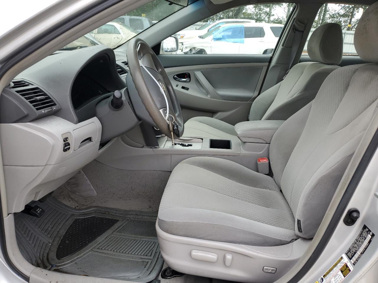 2009 Toyota Camry Base VIN: 4T1BE46K29U910700 Lot: 81823395