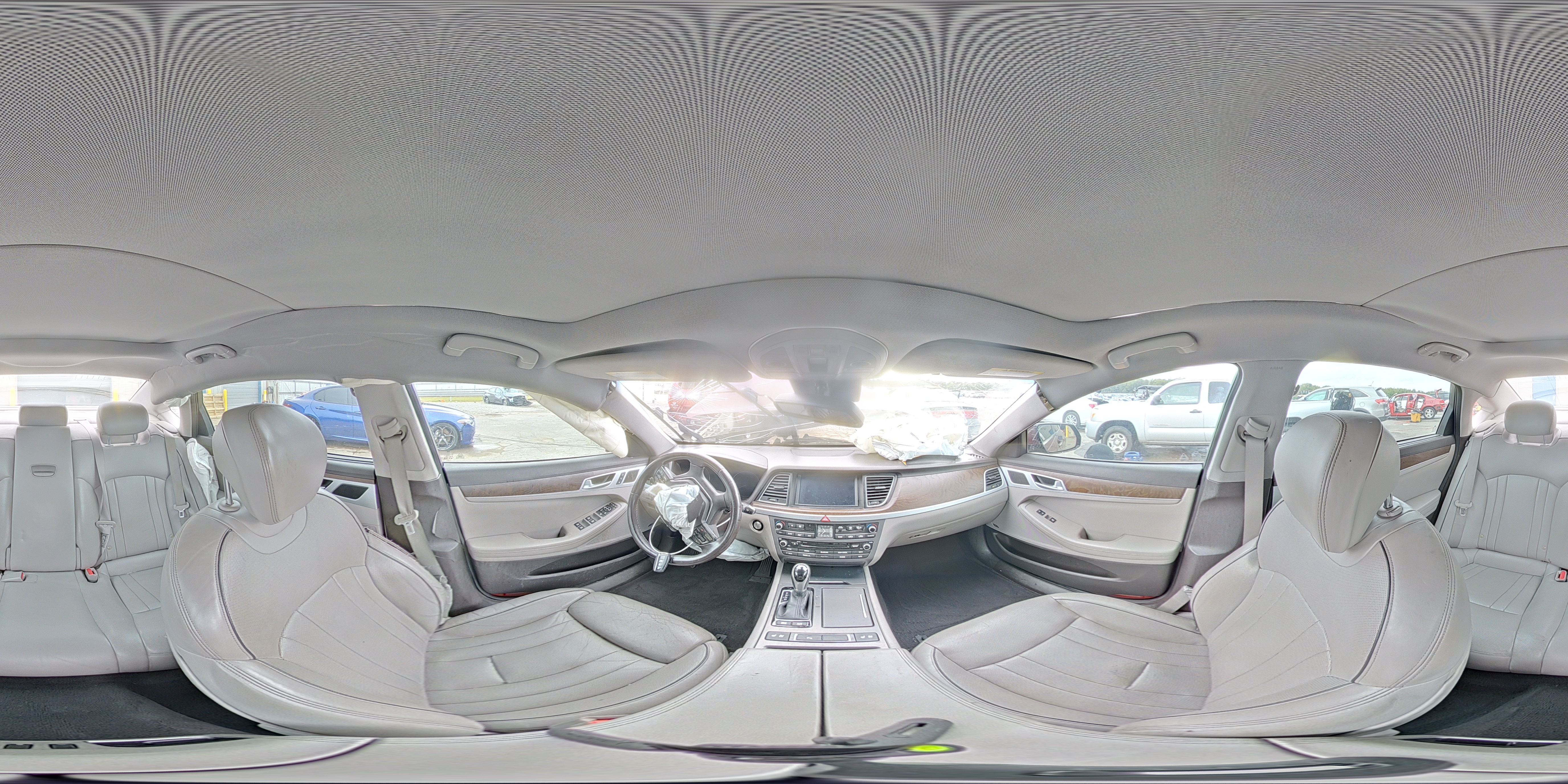 2015 Hyundai Genesis 5.0L VIN: KMHGN4JF6FU067452 Lot: 83856535