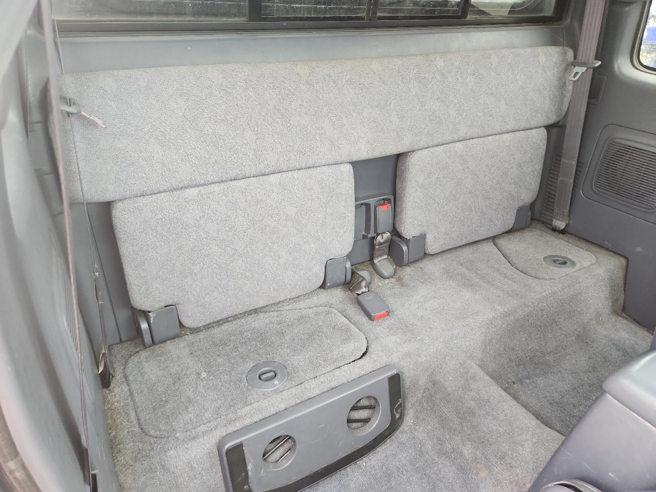 2000 Toyota Tacoma Xtracab VIN: 4TAWN72N3YZ676085 Lot: 81598095