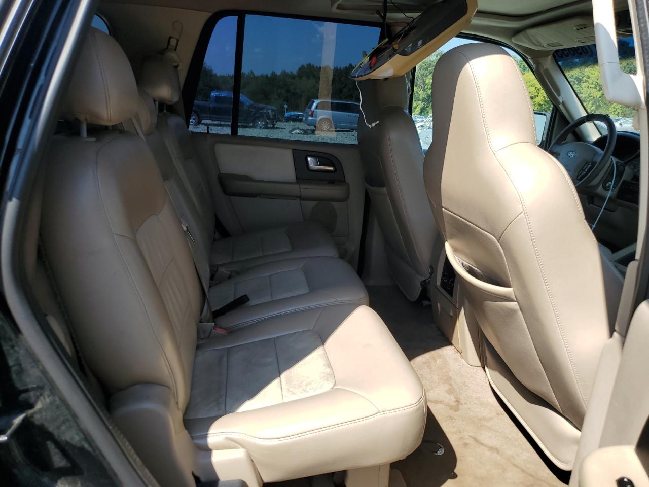 2004 Ford Expedition Eddie Bauer VIN: 1FMFU17L24LB85267 Lot: 81189655