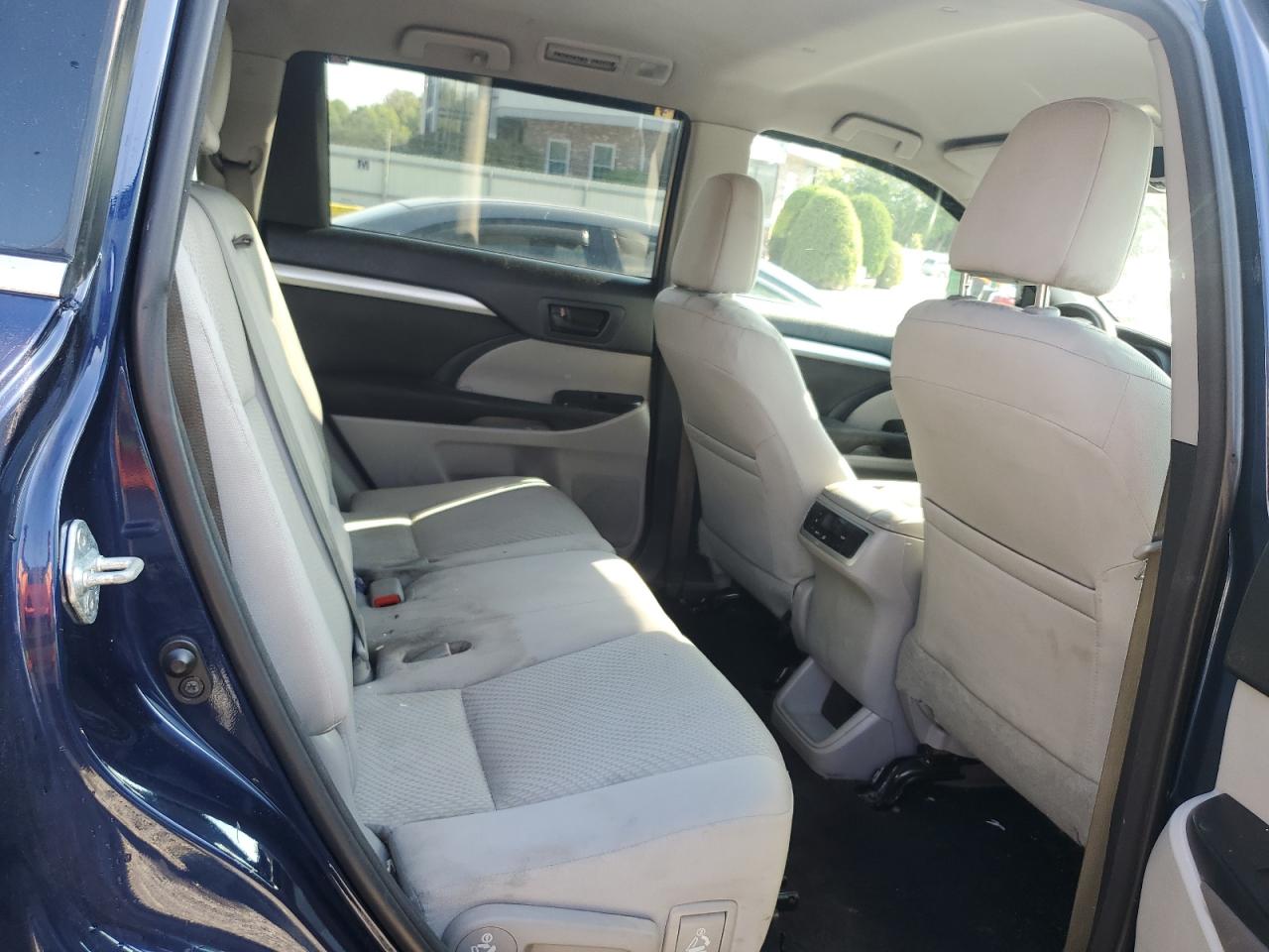 2015 Toyota Highlander Le VIN: 5TDZARFH9FS016421 Lot: 72034155