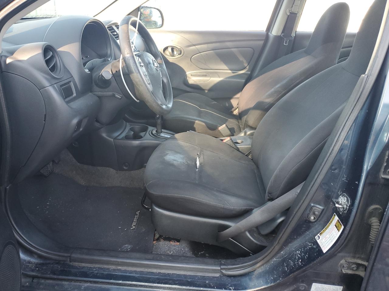 2015 Nissan Versa S VIN: 3N1CN7AP8FL85119 Lot: 71797755