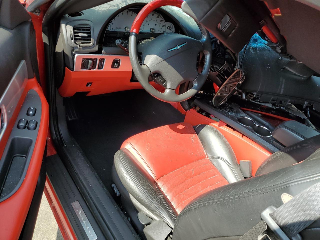 2002 Ford Thunderbird VIN: 1FAHP60A02Y100975 Lot: 69153525