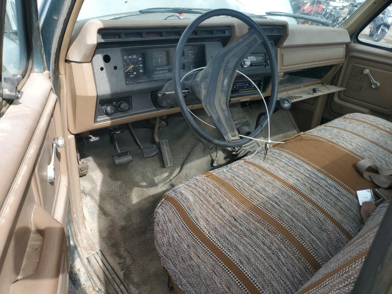 1986 Ford F250 VIN: 1FTEF26N9GPB56820 Lot: 71932375