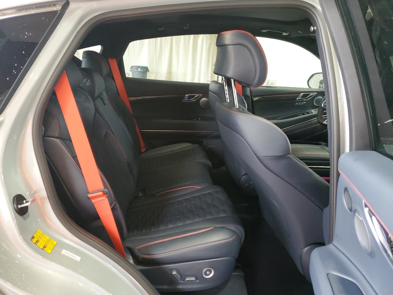 2025 Genesis Gv80 Coupe VIN: KMUJBESCXSU275581 Lot: 81081385