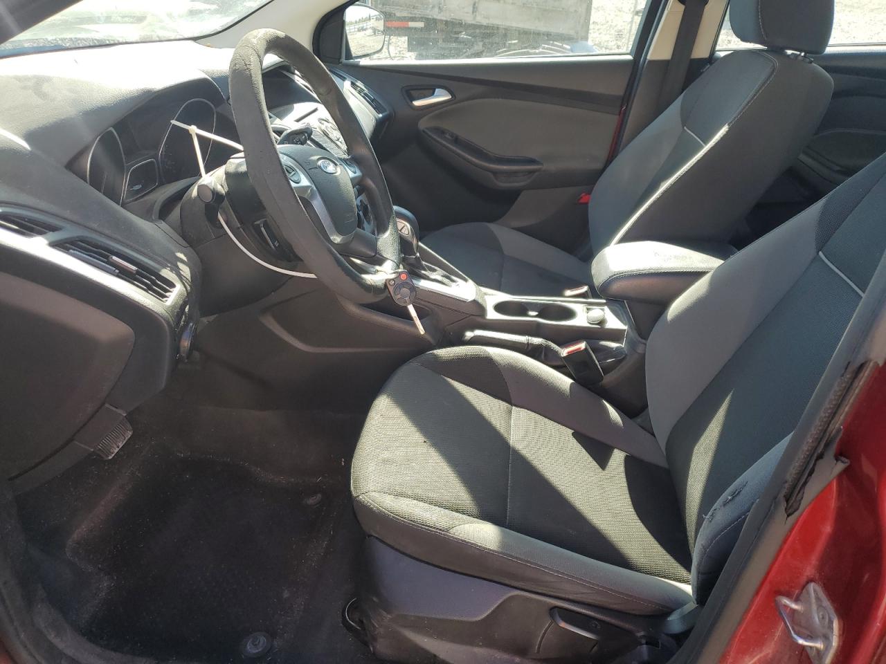 2014 Ford Focus Se VIN: 1FADP3F29EL247200 Lot: 83986385