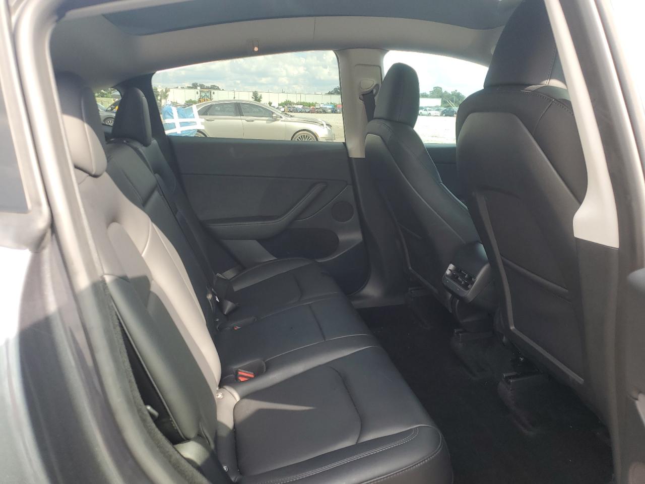 2023 Tesla Model Y VIN: 7SAYGDED6PF959824 Lot: 84455345
