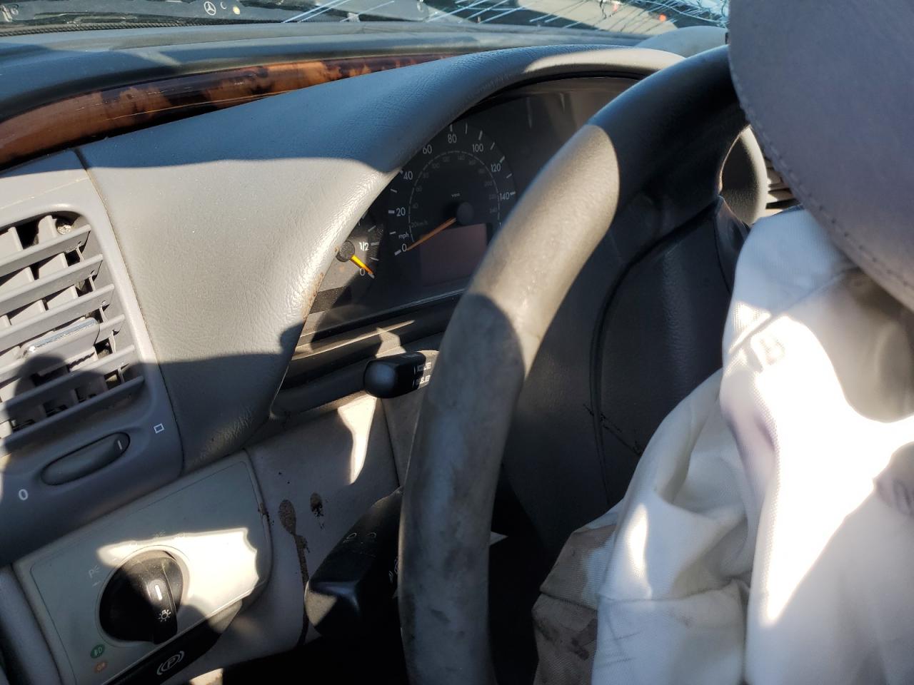 2003 Mercedes-Benz Clk 320 VIN: WDBLK65G63T137848 Lot: 71704875