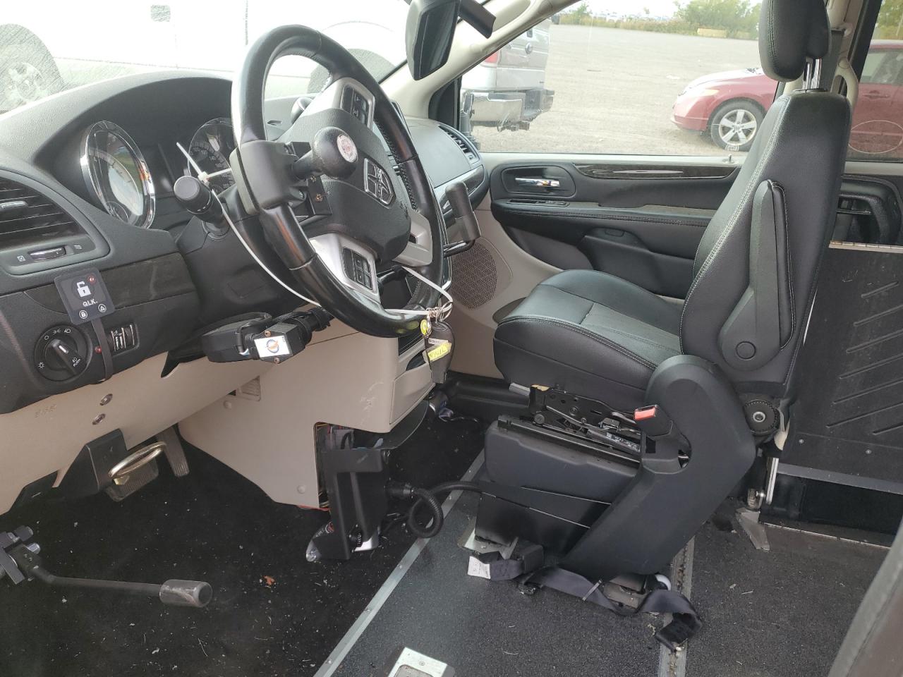 2020 Dodge Grand Caravan Crew VIN: 2C4RDGDGXLR186345 Lot: 81070795