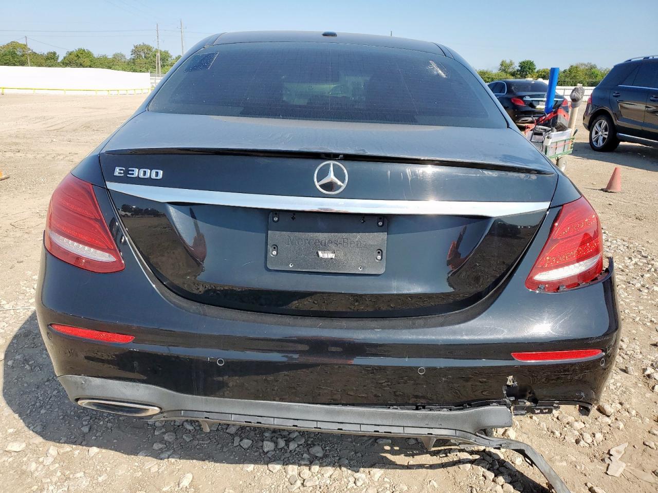 2017 Mercedes-Benz E 300 VIN: WDDZF4JB4HA104080 Lot: 72013725