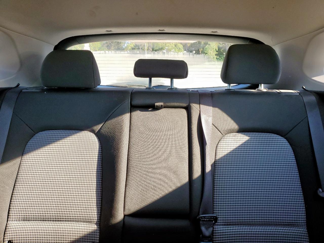 2020 Hyundai Kona Se VIN: KM8K12AA1LU450029 Lot: 84282645