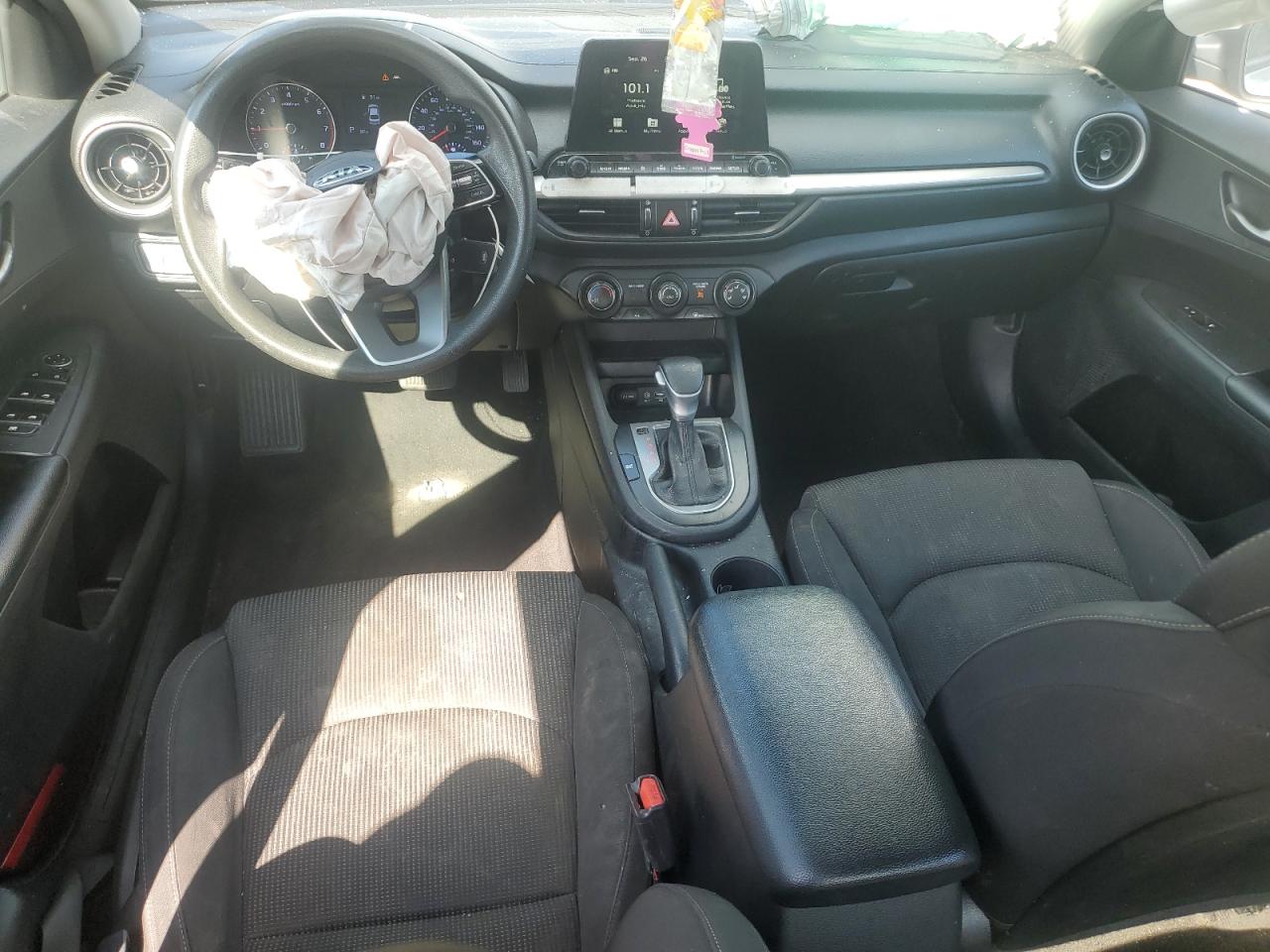 2021 Kia Forte Fe VIN: 3KPF24AD5ME323261 Lot: 83997965