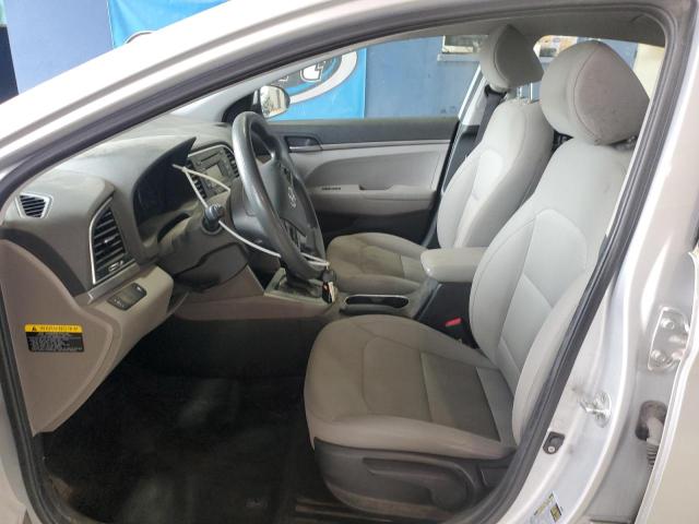  HYUNDAI ELANTRA 2018 Серебристый
