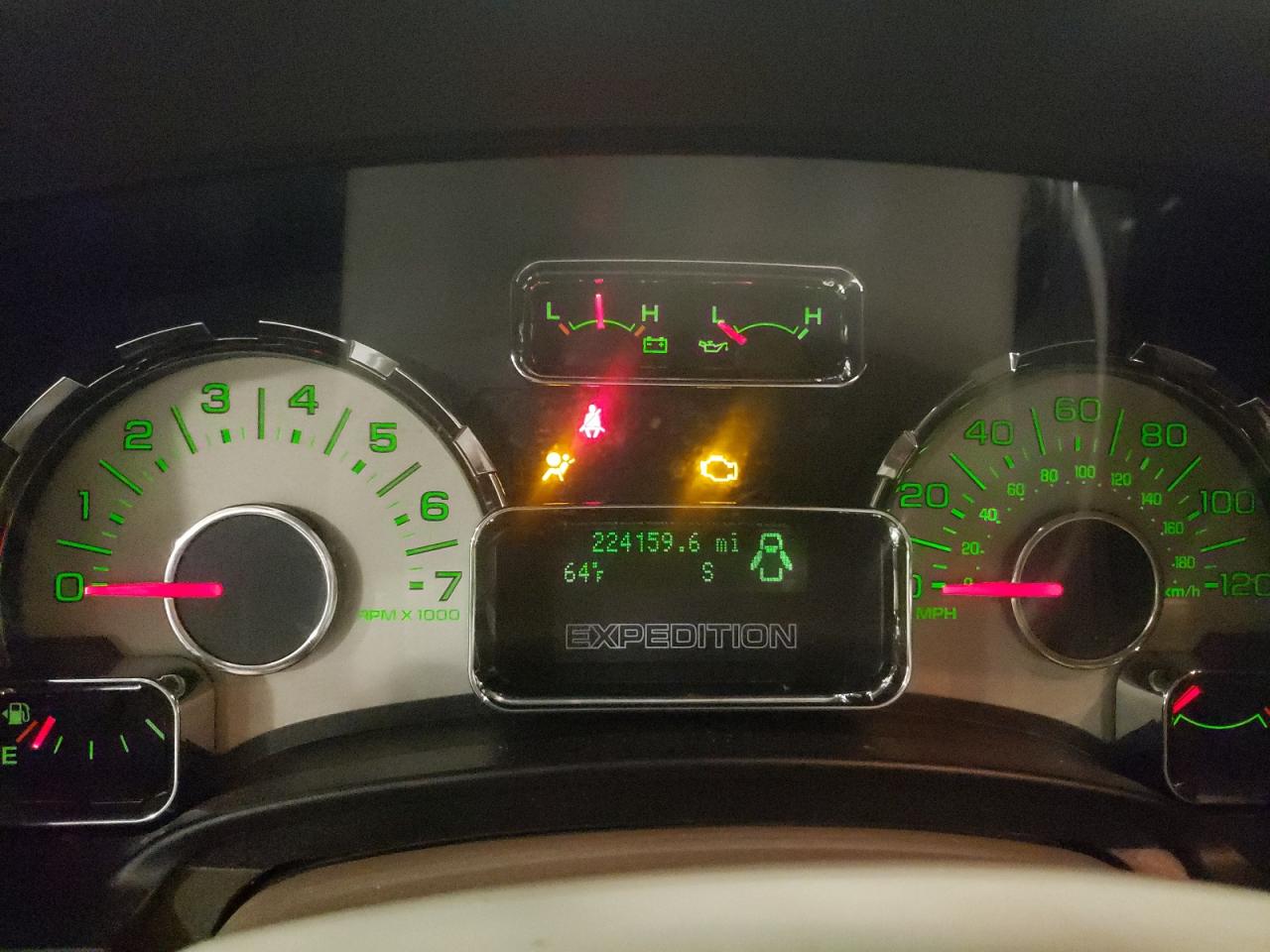 2010 Ford Expedition Xlt VIN: 1FMJU1G56AEA54113 Lot: 81702045