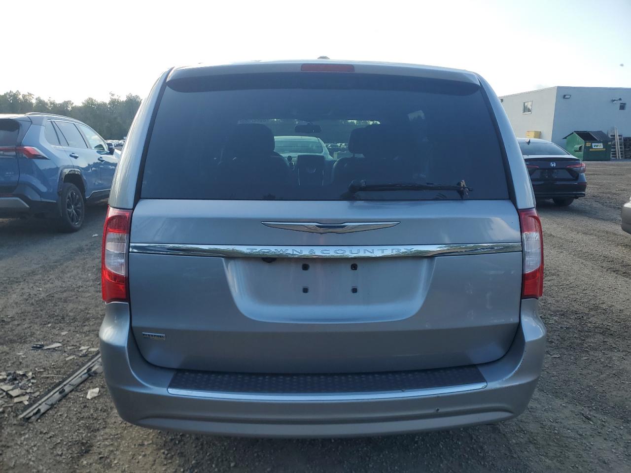 2016 Chrysler Town & Country Touring L VIN: 2C4RC1CG2GR252393 Lot: 84442585