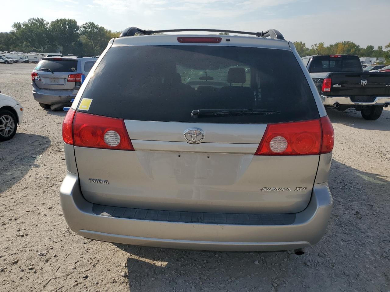 2006 Toyota Sienna Xle VIN: 5TDZA22C56S409978 Lot: 81127375