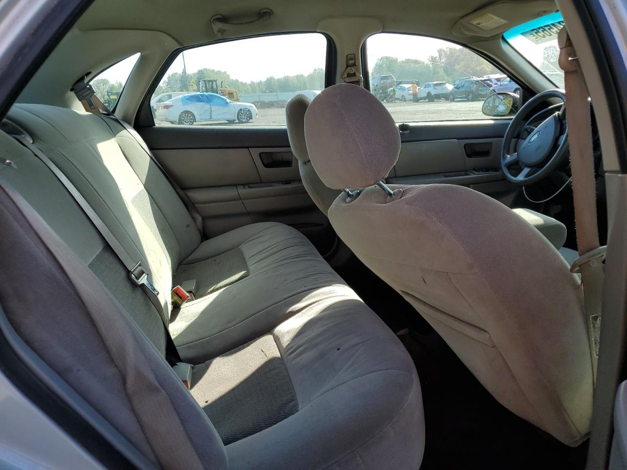 2004 Ford Taurus Se VIN: 1FAFP53UX4A102574 Lot: 81334565