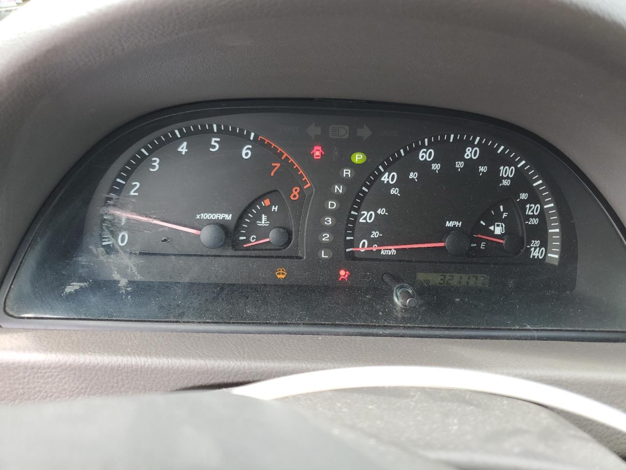 2004 Toyota Camry Le VIN: JTDBF32K940155868 Lot: 81424935